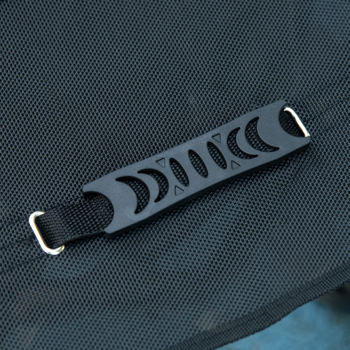 Lightweight 4-Wheel Rollator Walker with Seat, Bag & Dual Brakes – Adjustable Height (Red)