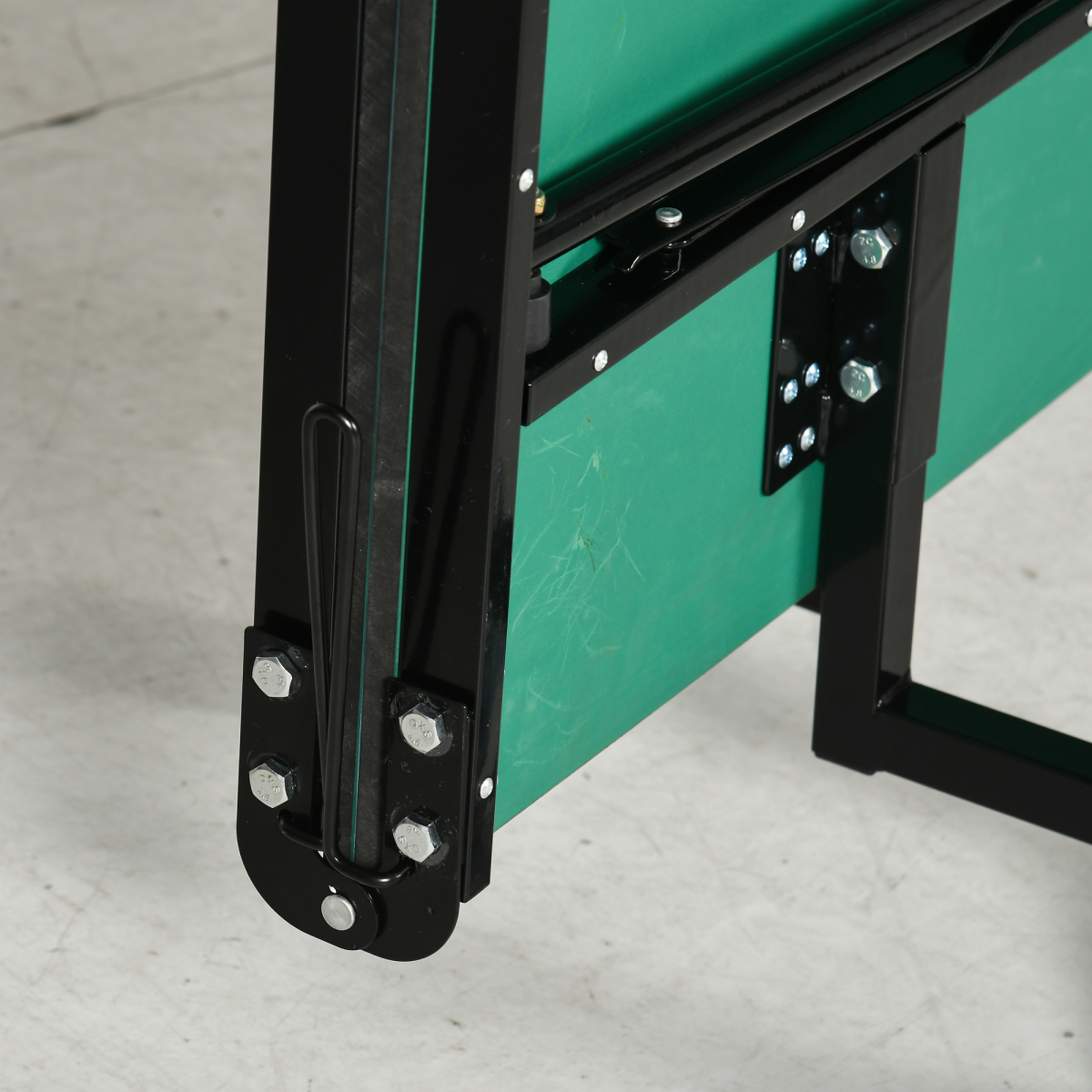 SPORTNOW 9FT Folding Table Tennis Table with 8 Wheels – Indoor & Outdoor Use