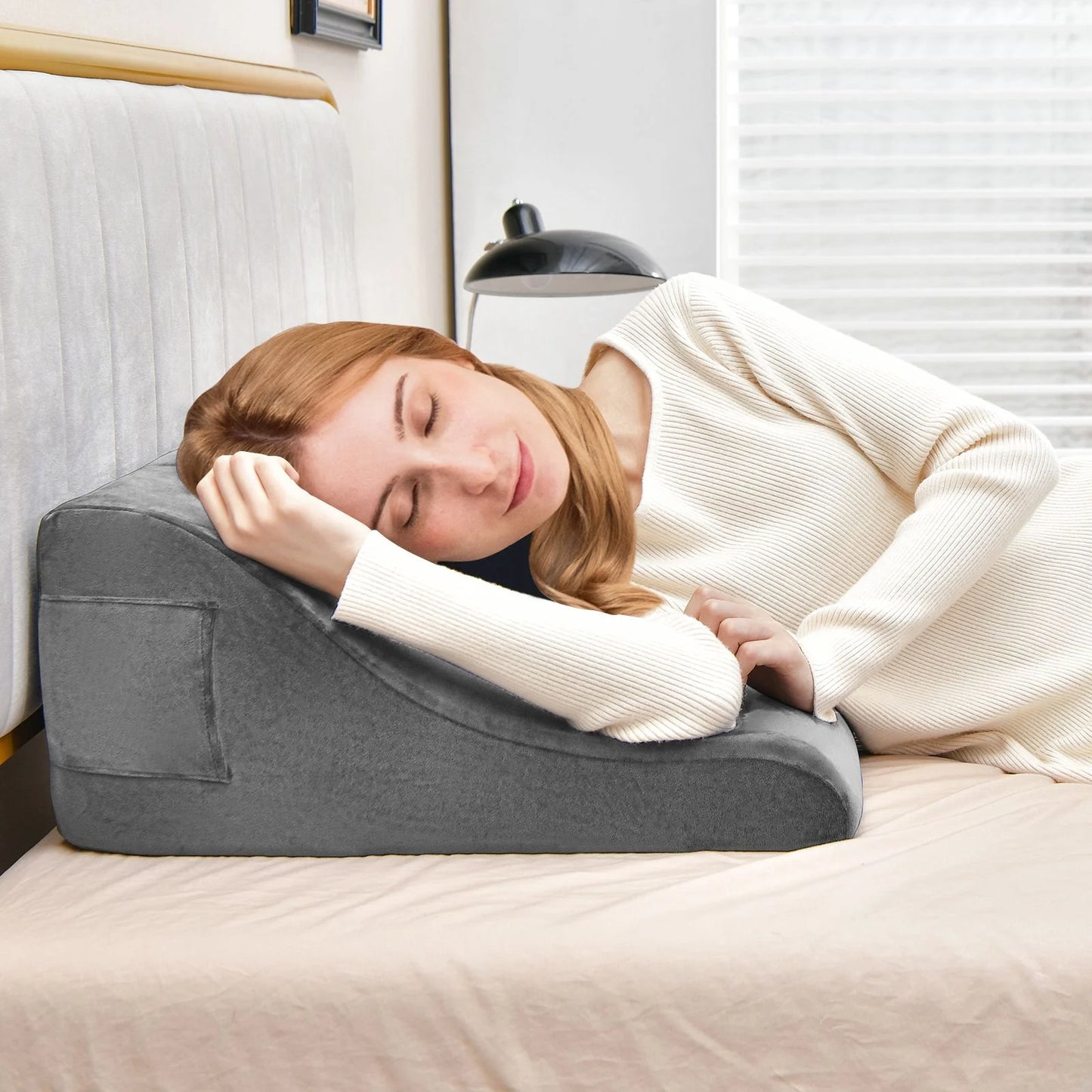 Wedge Pillow Set with Integrated Tablet Stand and Side Pockets