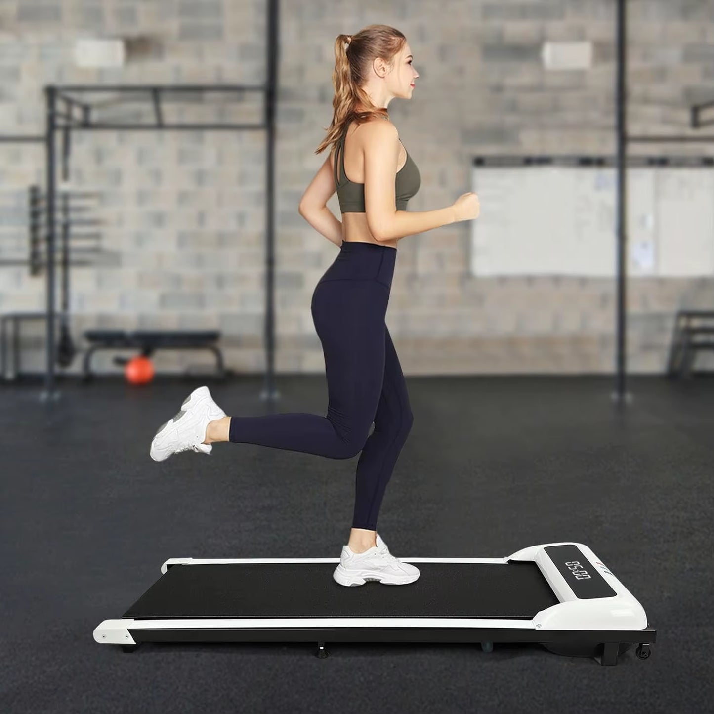 Walking Pad Treadmill, 1.5HP Running Machine, Max. Load-Bearing Capacity 150 Kg, Remote Control and LED Display for Home, Office