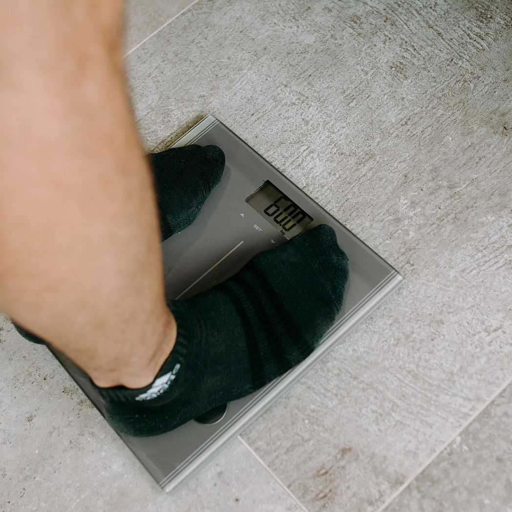 Gymcline Body Analysis Scale with BMI, Muscle & Bone Mass Tracking – Space Grey