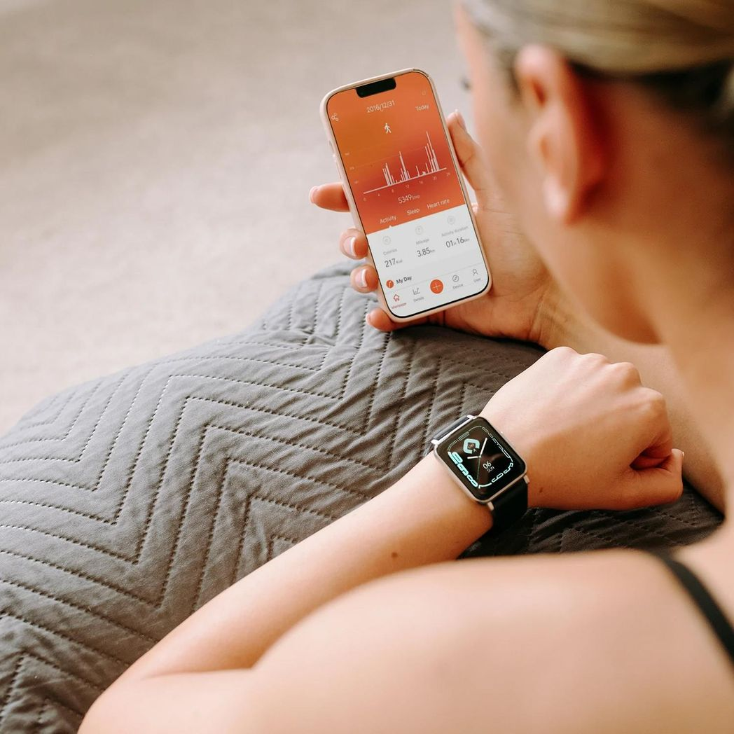 Gymcline Ciro Fitness Tracker with 25 Sports Modes, Heart Rate & IP68 Waterproof – Navy