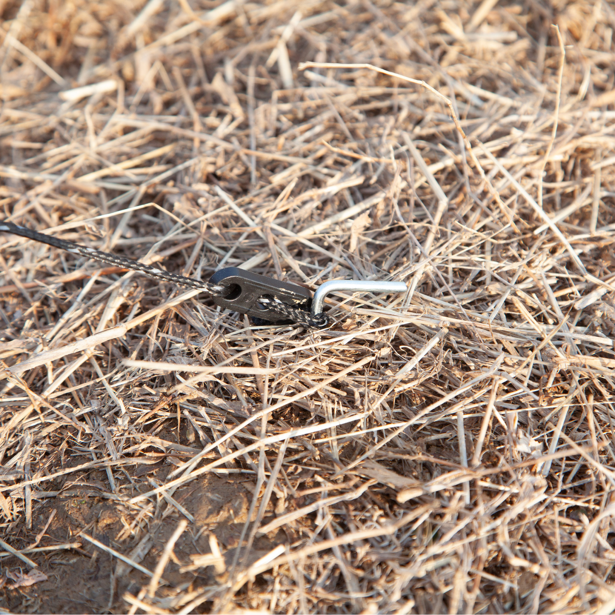 Outsunny Portable Camping Windbreak – 3 Panel Wind Blocker & Privacy Screen, 540cm x 150cm, Grey/White