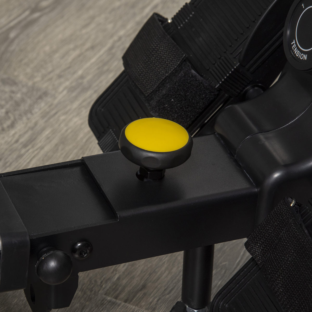 Adjustable Magnetic Rowing Machine with LCD Monitor & 8 Resistance Levels