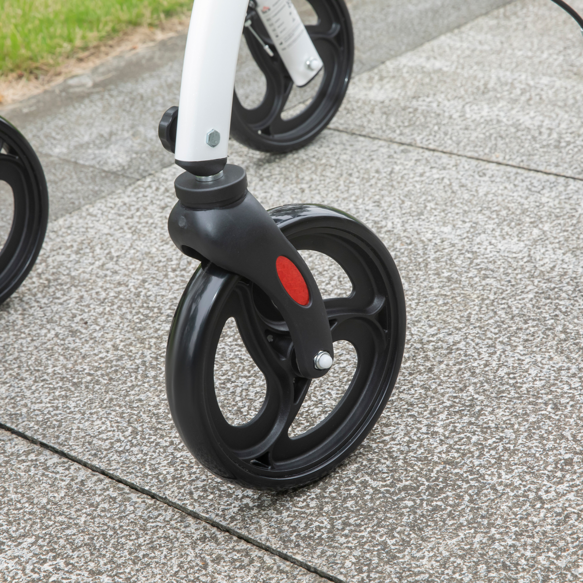 HOMCOM Upright Rollator Walker with Seat Tray, Folding Aluminium Mobility Aid with Storage Bag, White