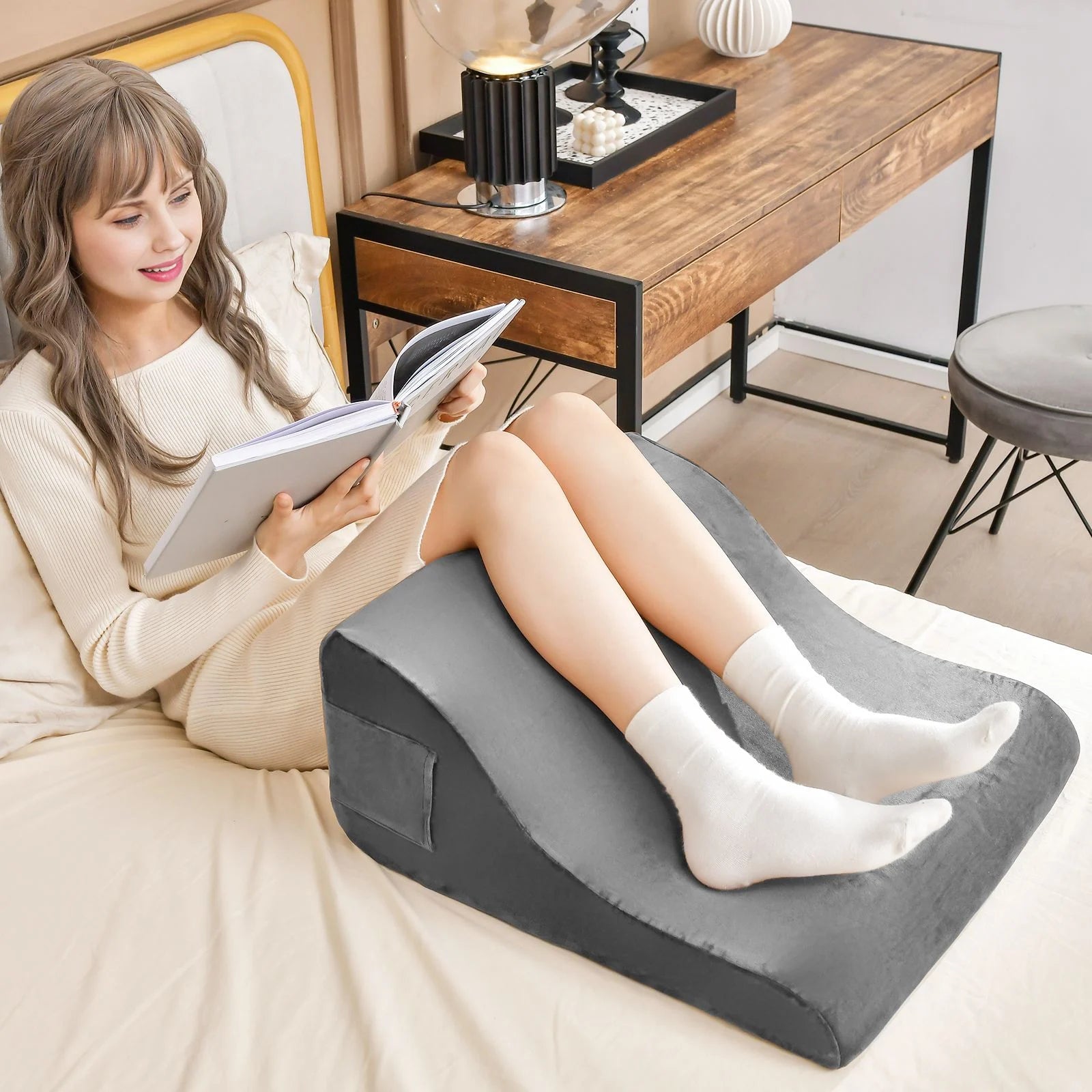 Wedge Pillow Set with Integrated Tablet Stand and Side Pockets